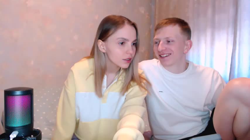 juliaanddima Cam Model Chat April 20, 2026