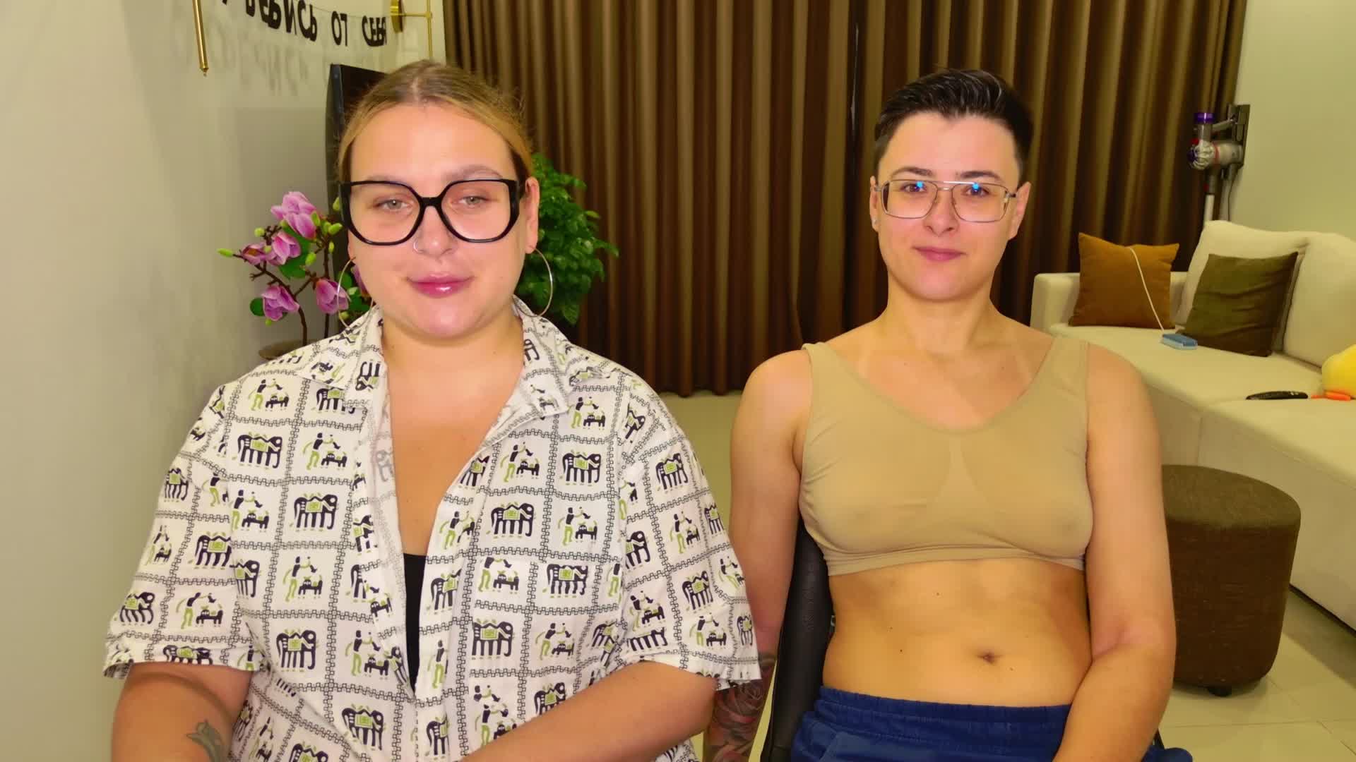 dreamteamgirls Cam Model Chat April 20, 2026