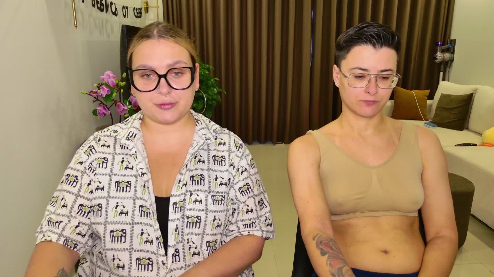 dreamteamgirls Cam Model Chat April 20, 2026