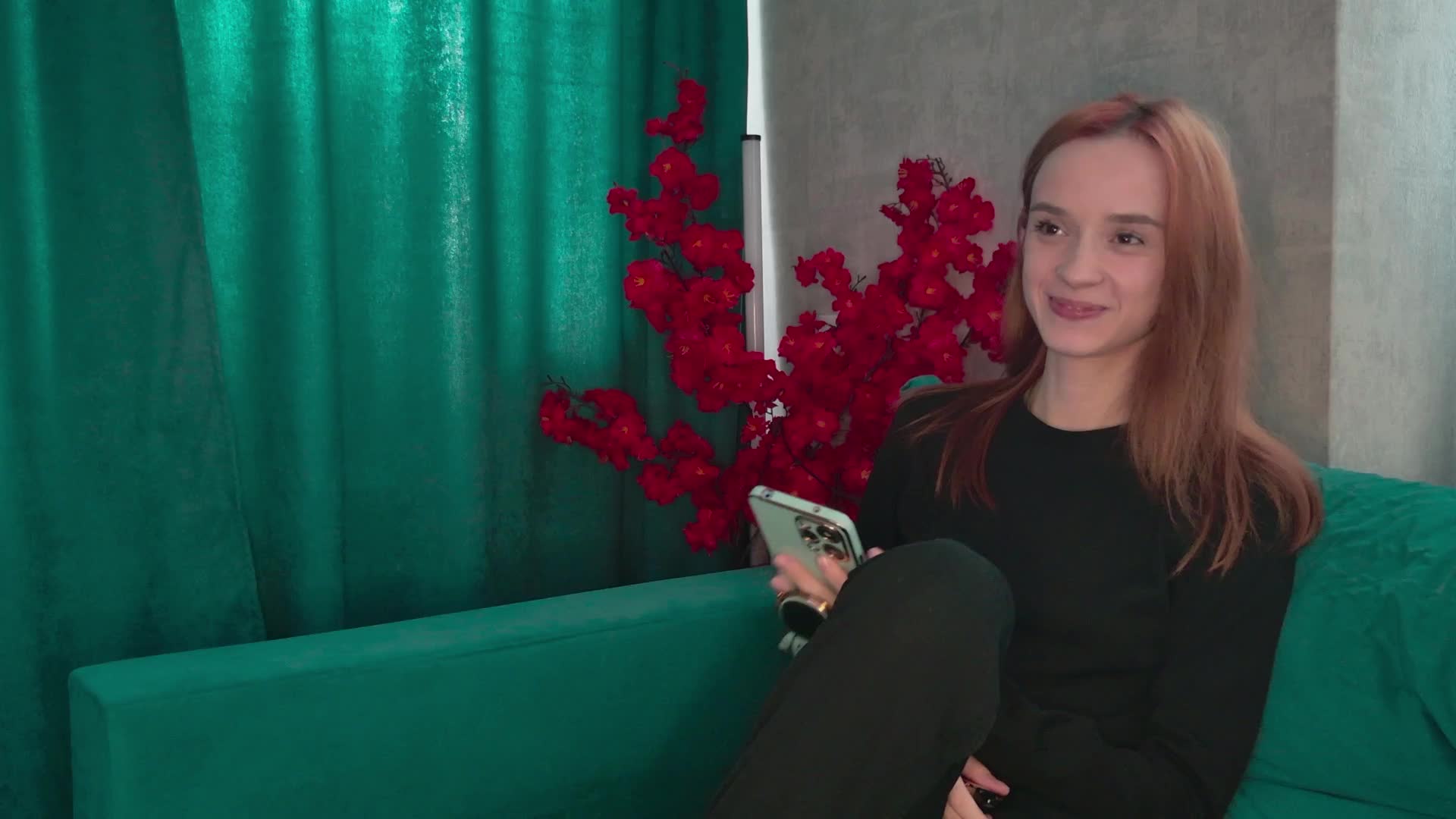 AlNikaaa Cam Model Chat April 20, 2026