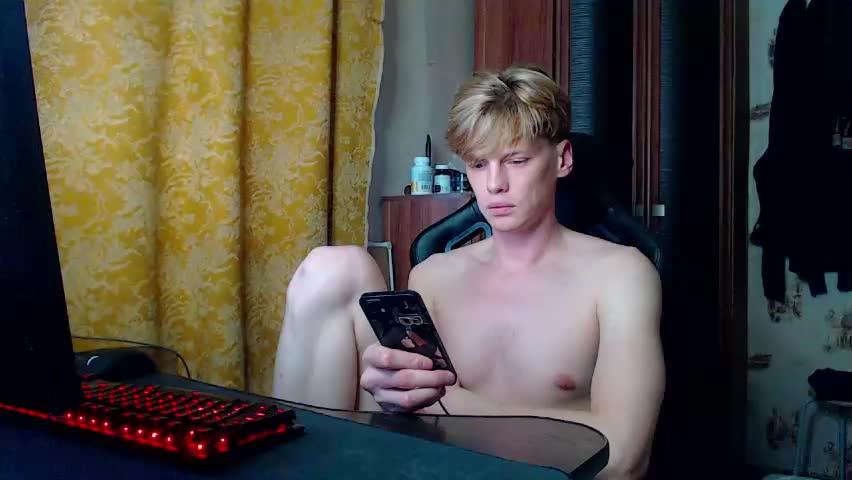 shyredstar Cam Model Chat April 21, 2026