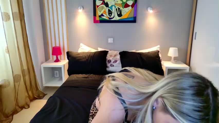 nicole___19 Cam Model Chat April 21, 2026