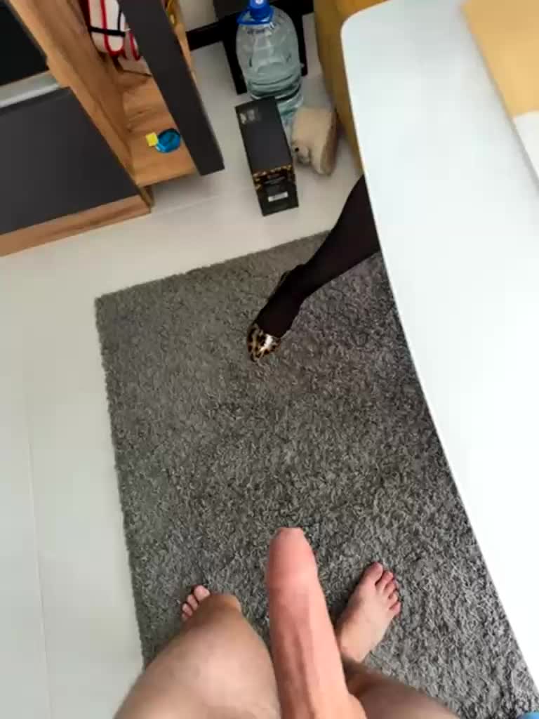 lolave Cam Model Chat April 21, 2026