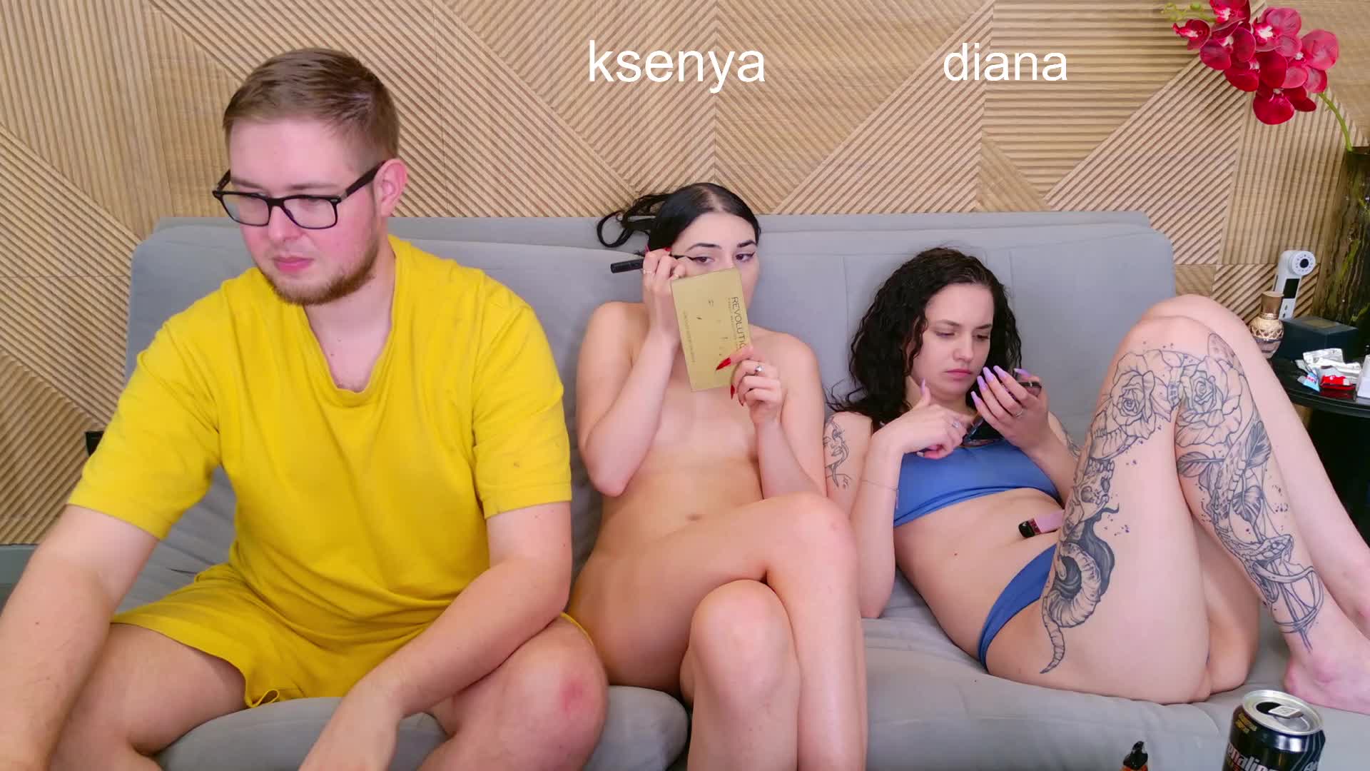 WebcamSlut Cam Model Chat April 21, 2026