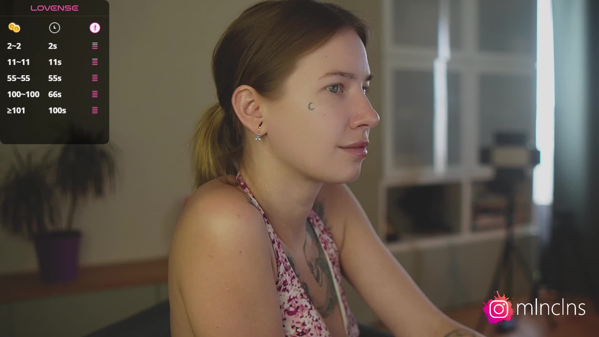 mel-collins Cam Model Chat April 21, 2026