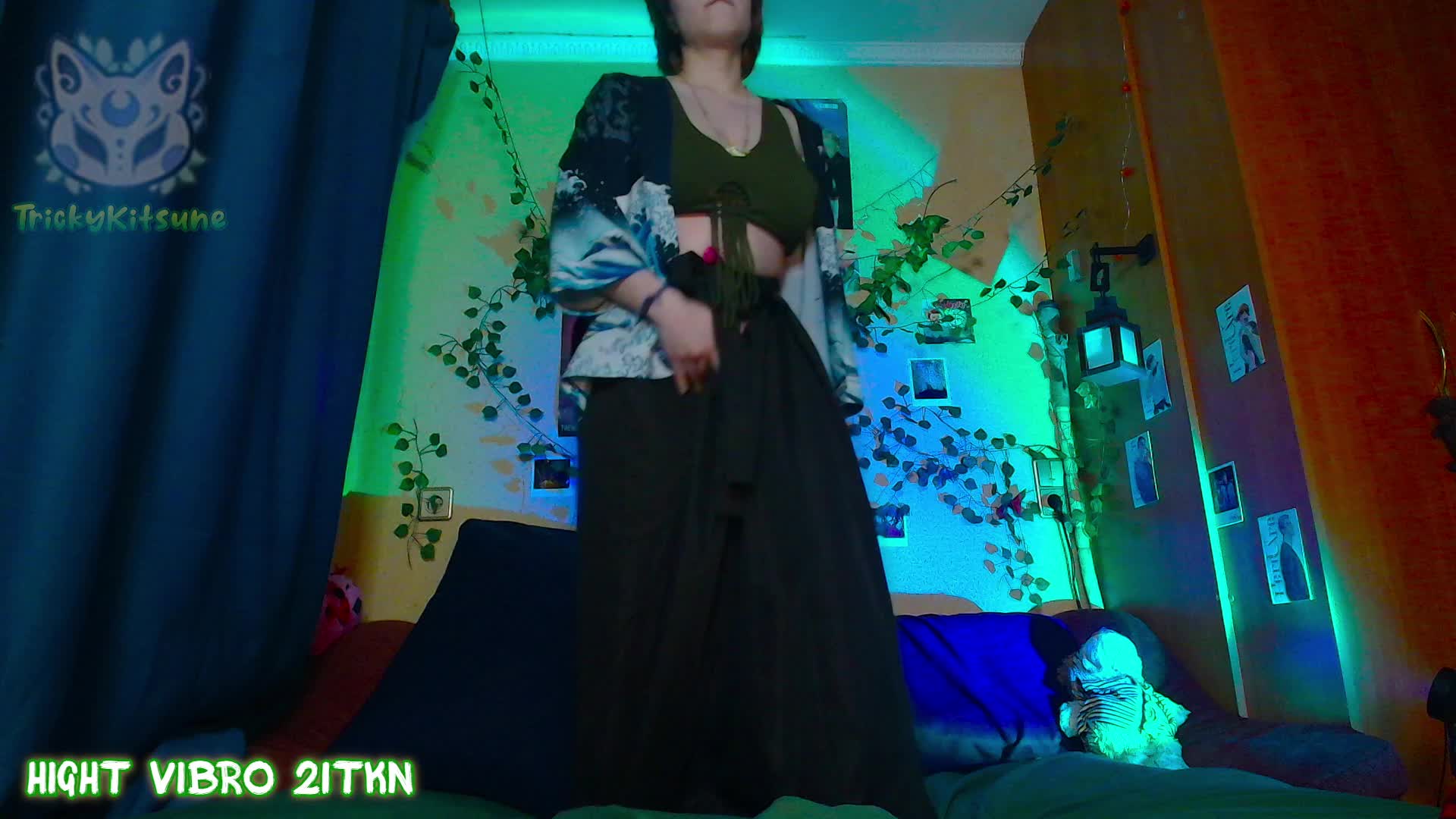 Tricky_Kitsune Cam Model Chat April 21, 2026
