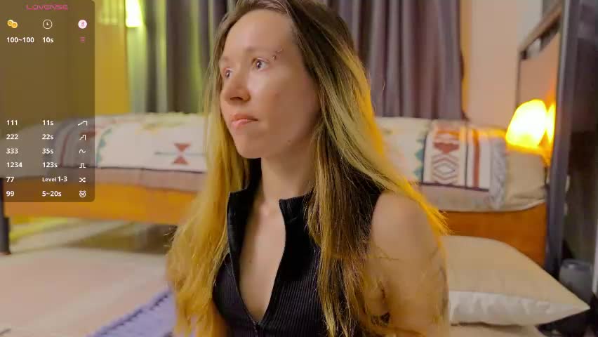 ellcrys Cam Model Chat April 21, 2026
