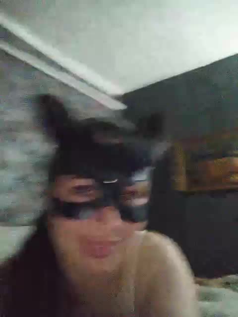 CJlaDkuE_MblcJlu Cam Model Chat April 21, 2026