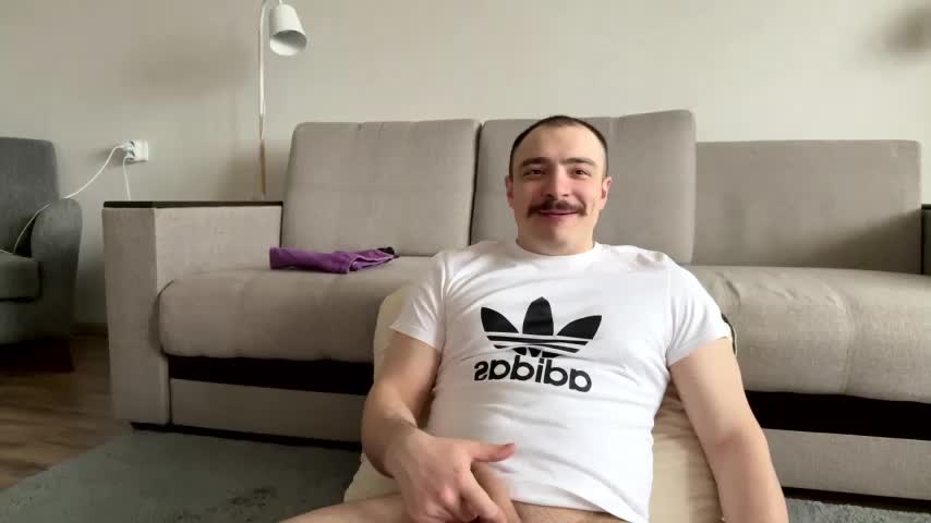 Love_plat1na Cam Model Chat April 22, 2026