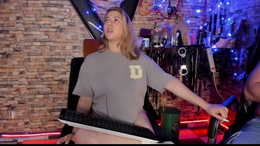 Liltildeman_moon Cam Model Chat April 22, 2026