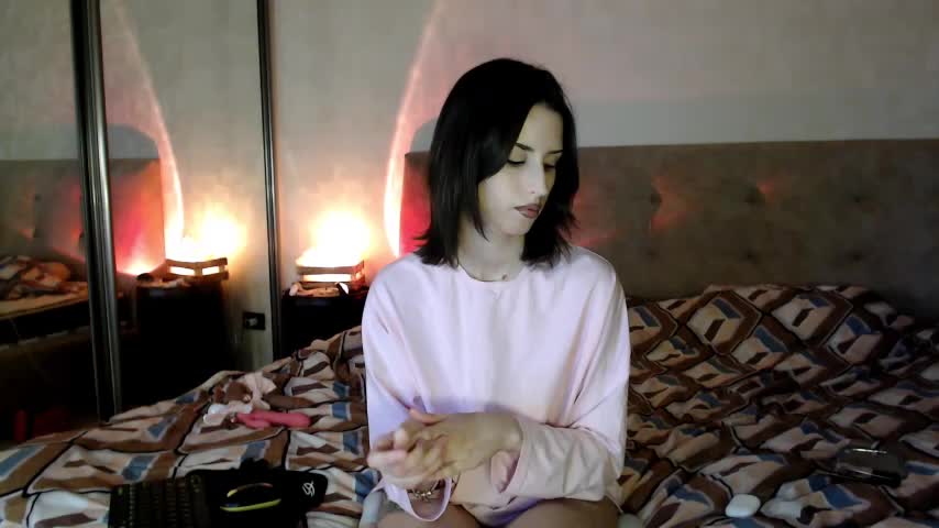 -Yummybabes- Cam Model Chat April 22, 2026