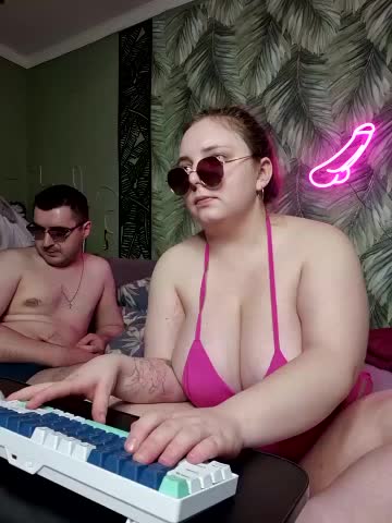 Caramel_pussy Cam Model Chat April 22, 2026