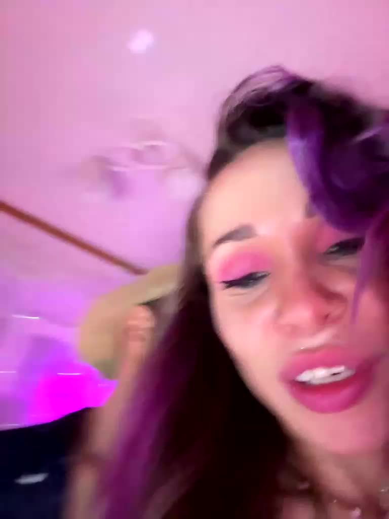 VIP17CoupleDream Cam Model Chat April 22, 2026