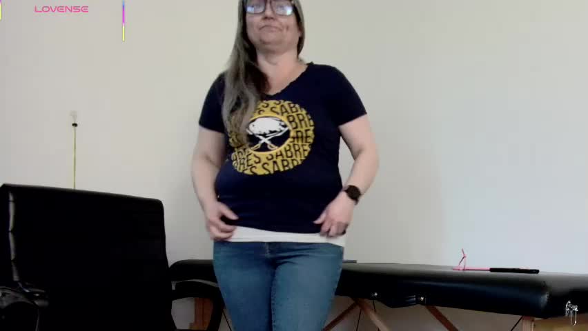 jjjust4fun1985 Cam Model Chat April 22, 2026