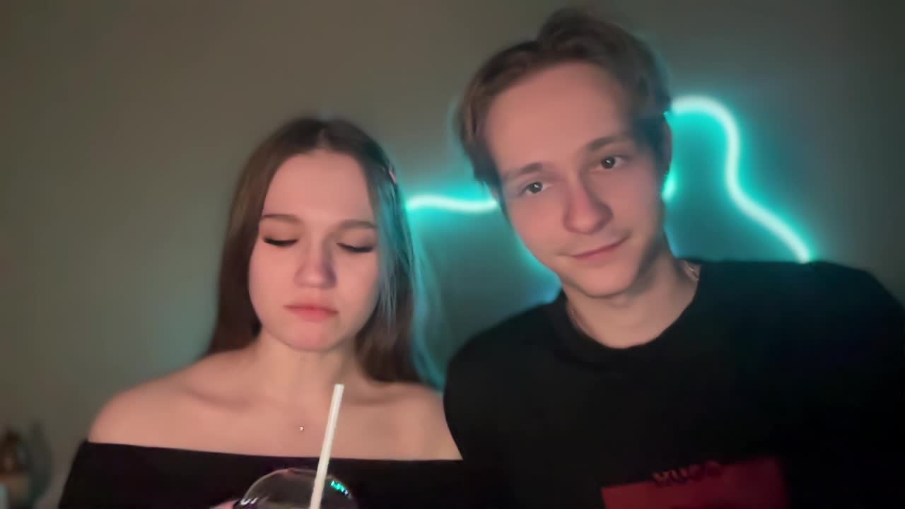 titsDestroy2007 Cam Model Chat April 22, 2026