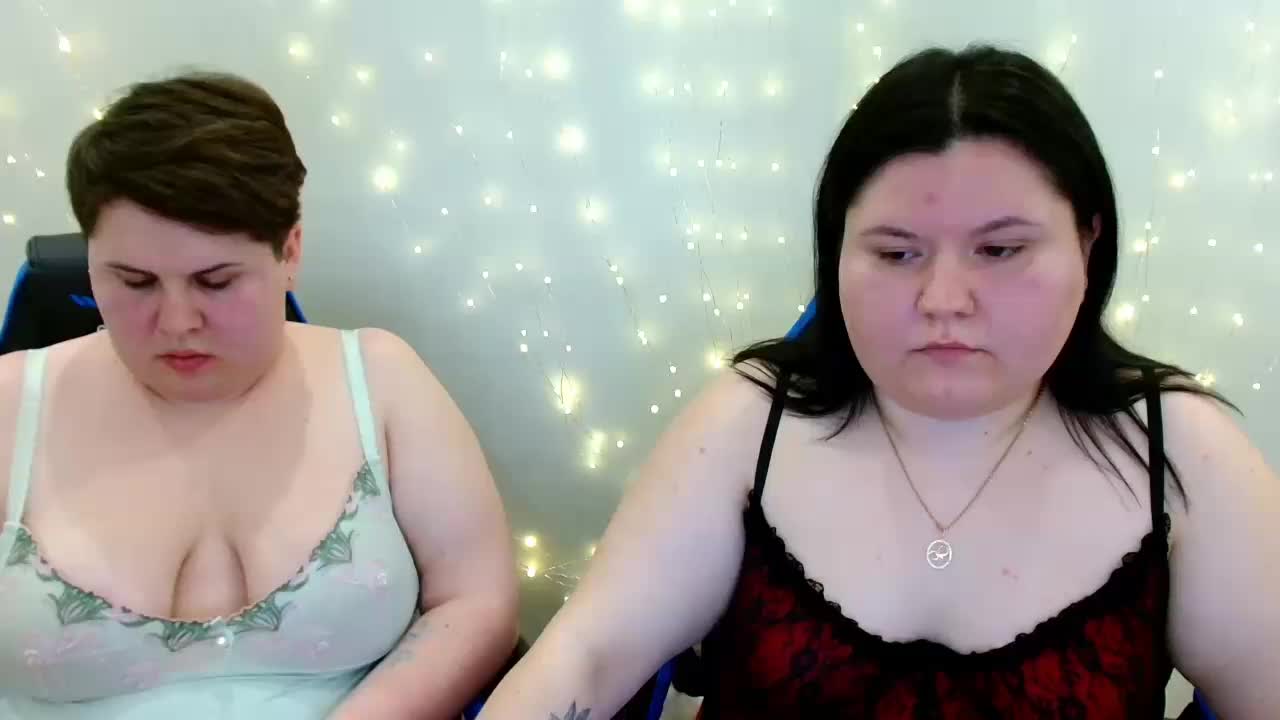 BeckyAndEllen Cam Model Chat April 22, 2026