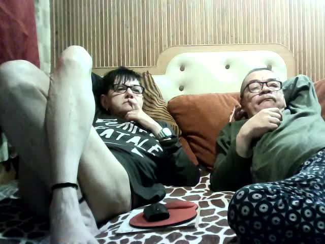 coupleofcoolx Cam Model Chat April 22, 2026