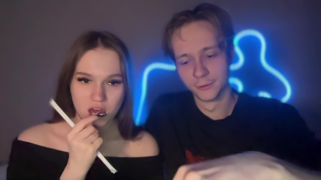 titsDestroy2007 Cam Model Chat April 22, 2026