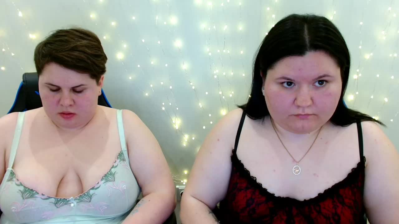 BeckyAndEllen Cam Model Chat April 22, 2026