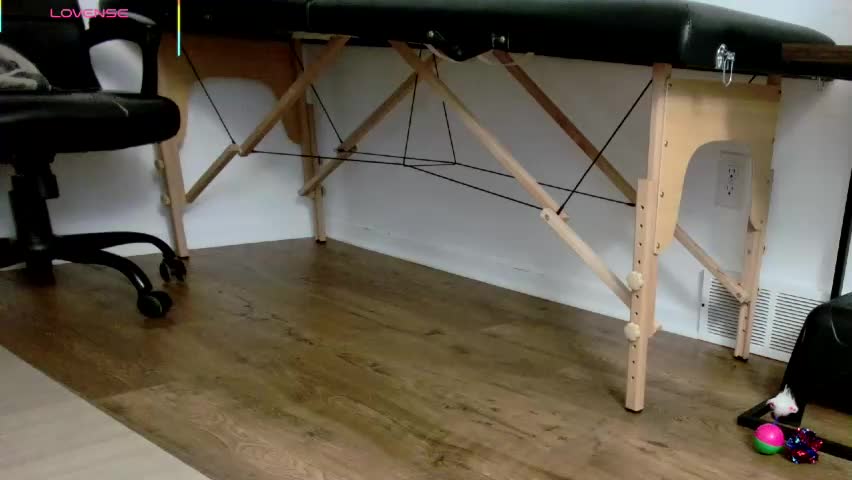 jjjust4fun1985 Cam Model Chat April 24, 2026