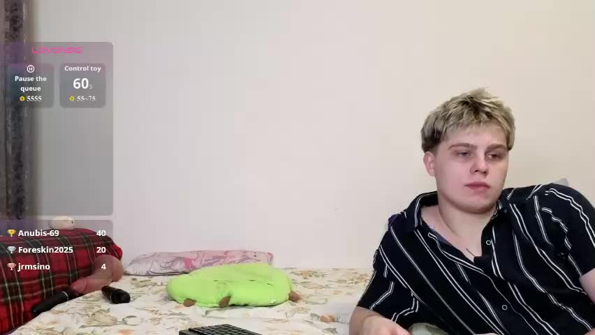 emily_and_ilumi Cam Model Chat April 24, 2026