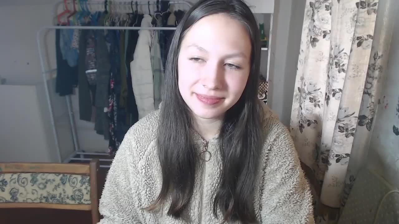 _____Yoour___Dream____ Cam Model Chat April 27, 2026