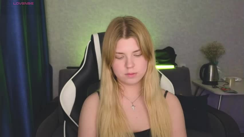 _kirieshka Cam Model Chat April 27, 2026