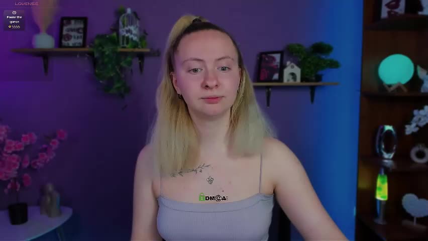 mila_glow Cam Model Chat April 27, 2026