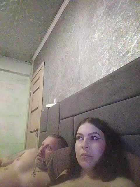 Cleopatra1990 Cam Model Chat April 27, 2026
