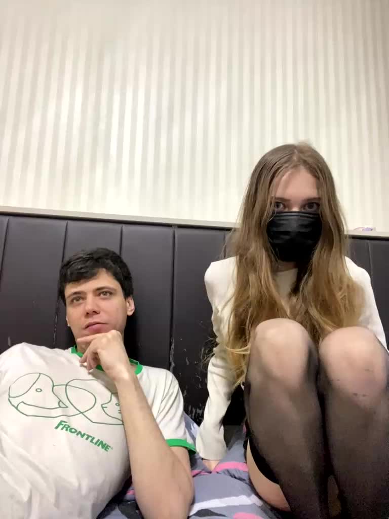 zaebokroom999 Cam Model Chat April 27, 2026