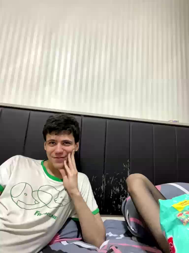 zaebokroom999 Cam Model Chat April 27, 2026