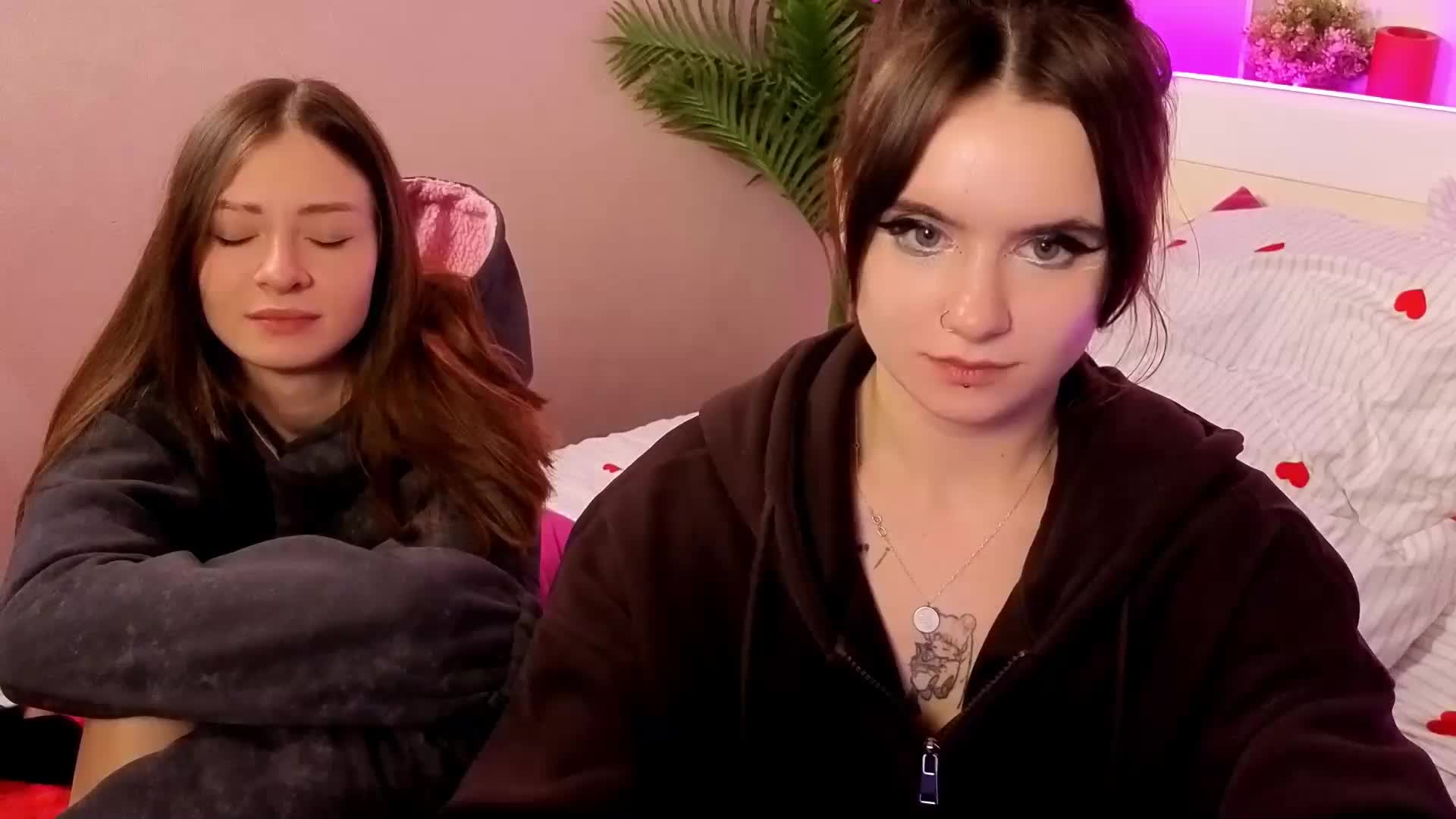MaoandLulu Cam Model Chat April 27, 2026
