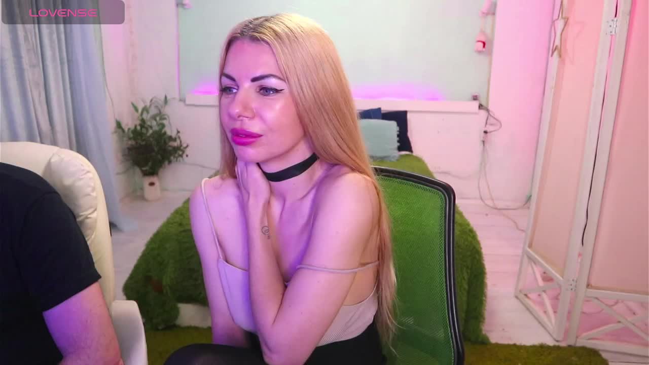 AlisaAleks Cam Model Chat April 27, 2026