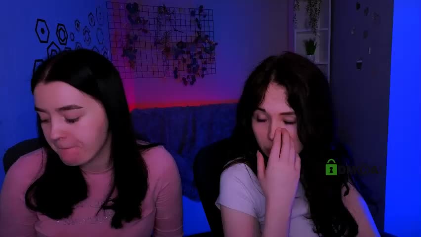 riley_sanders Cam Model Chat April 28, 2026