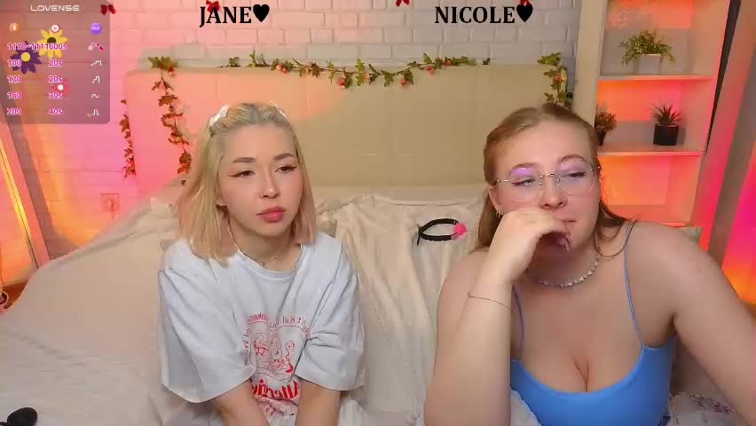_ramune_ Cam Model Chat April 28, 2026