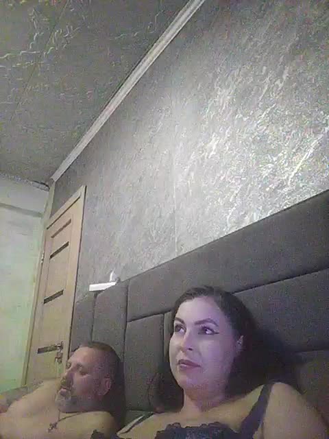 Cleopatra1990 Cam Model Chat April 29, 2026