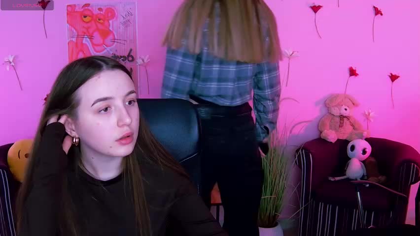honeyvibess Cam Model Chat April 30, 2026