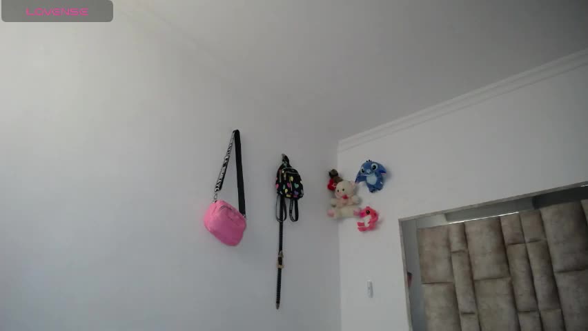 pink__tiffany Cam Model Chat April 30, 2026