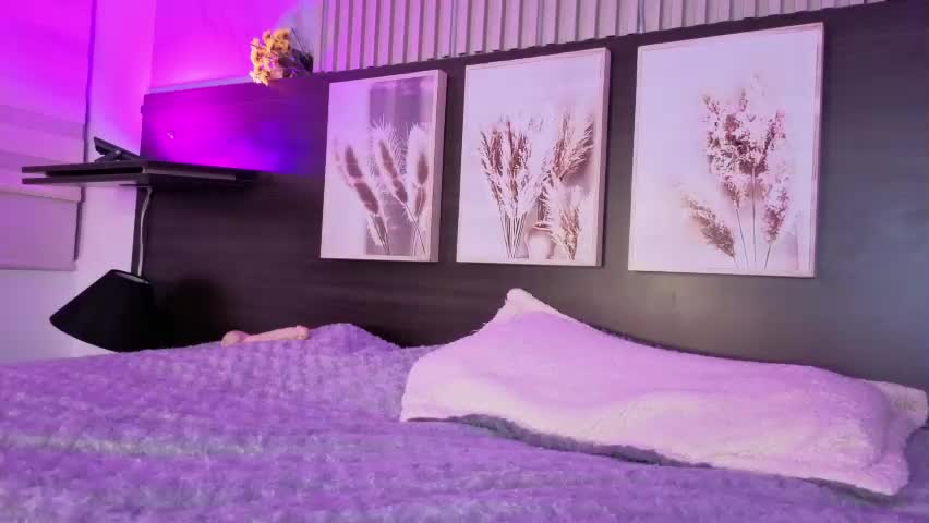 abella_as_ Cam Model Chat May 1, 2026