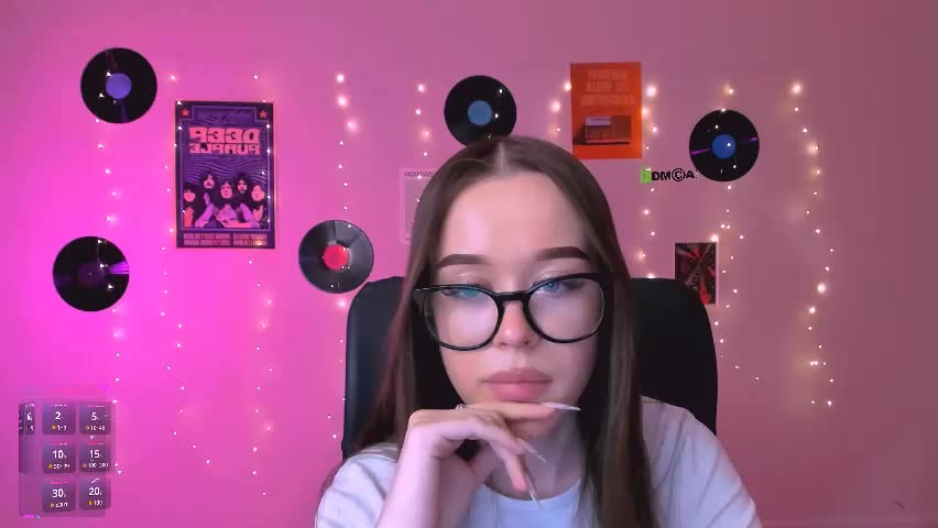 nila_eclipse Cam Model Chat May 1, 2026