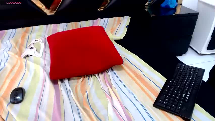 aprilycrystal Cam Model Chat May 2, 2026