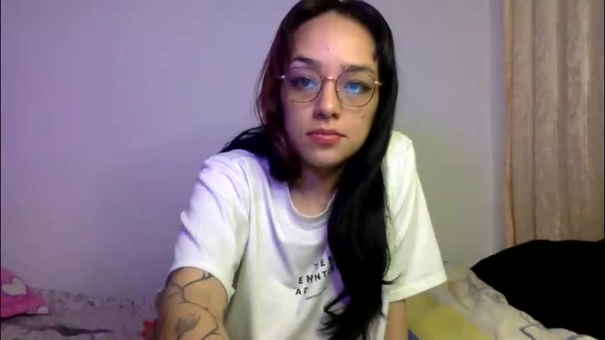 bella_mc Cam Model Chat May 2, 2026