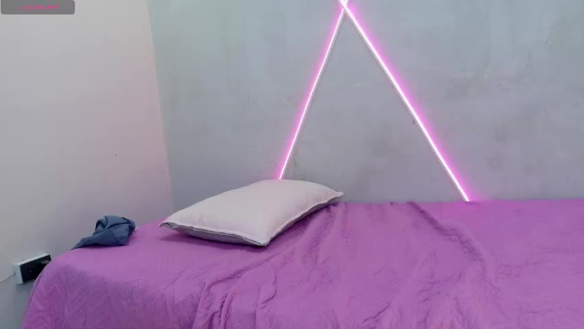 adams_niki Cam Model Chat May 2, 2026