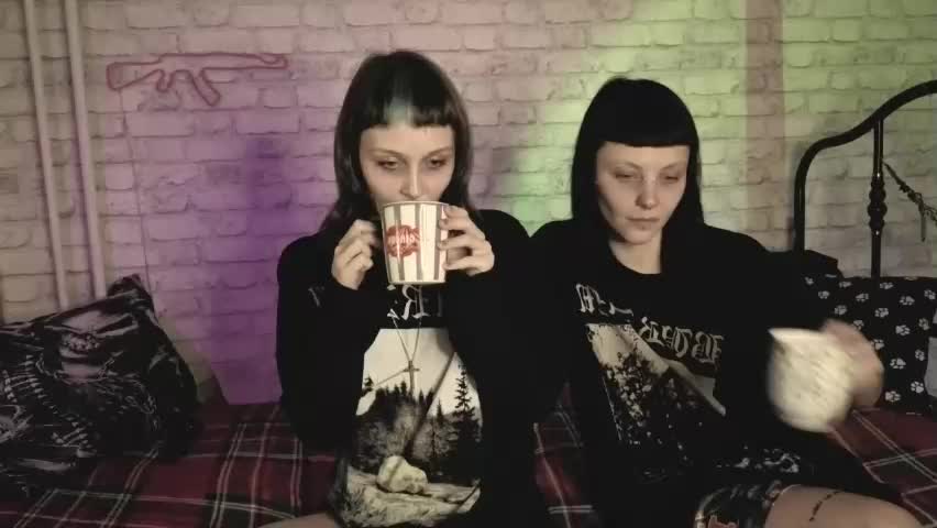 twins_terror Cam Model Chat May 8, 2026