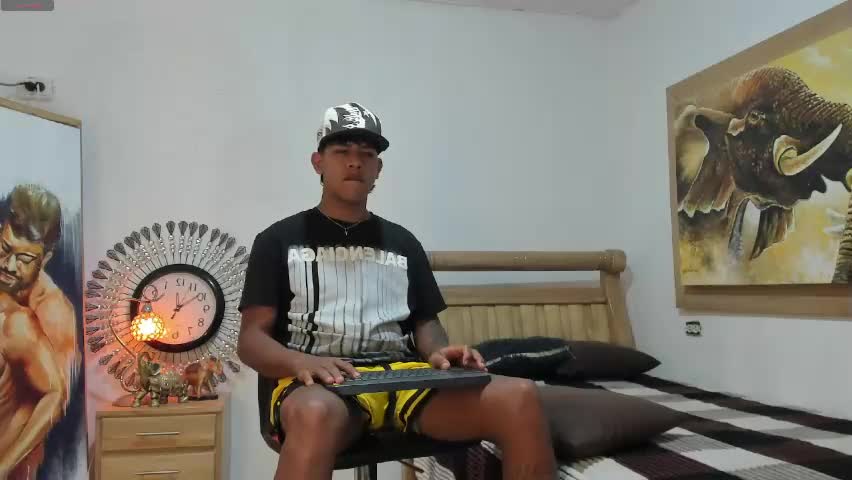 monsoon_the_best Cam Model Chat May 8, 2026