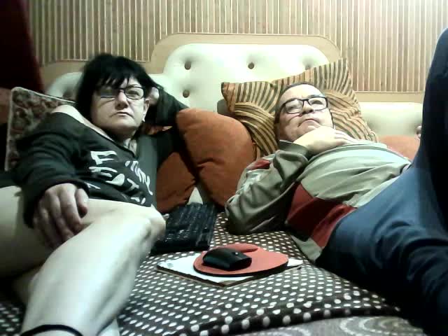 coupleofcoolx Cam Model Chat May 8, 2026