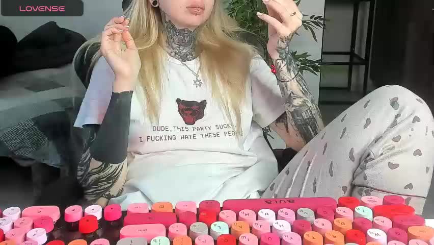 k_and_alice Cam Model Chat May 9, 2026
