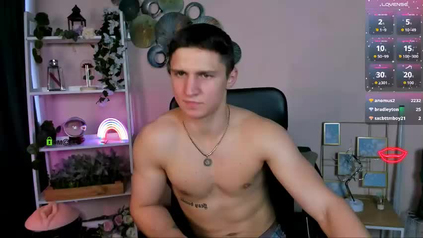 emmanuel_shine Cam Model Chat May 12, 2026