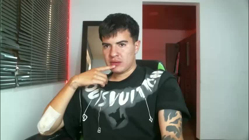 franccesco_699 Cam Model Chat May 14, 2026