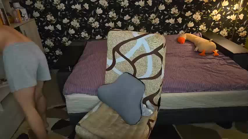 blond_boy69 Cam Model Chat May 18, 2026